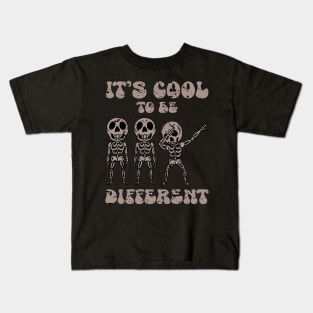 IT’S COOL TO BE DIFFERENT Kids T-Shirt